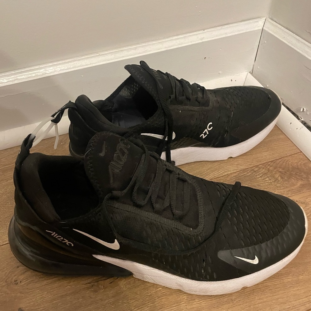 Men’s Nike air max 27C